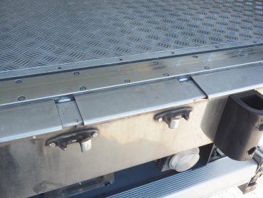 日野 レンジャー 冷凍バン 中型 TKG-FC9JKAG 年式 H25 [写真19]