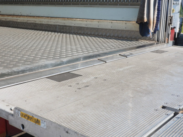 日野 レンジャー 冷凍バン 中型 TKG-FC9JKAG 年式 H25 [写真24]