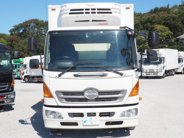 日野 レンジャー 冷凍バン 中型 TKG-FC9JKAG 年式 H25 [写真03]