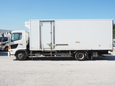 日野 レンジャー 冷凍バン 中型 TKG-FC9JKAG 年式 H25 [写真10]