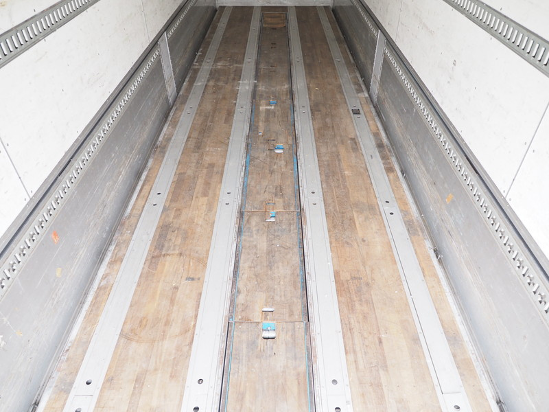 いすゞ ギガ ウイング車 大型 PKG-CYJ77W8 年式 H20[写真28]