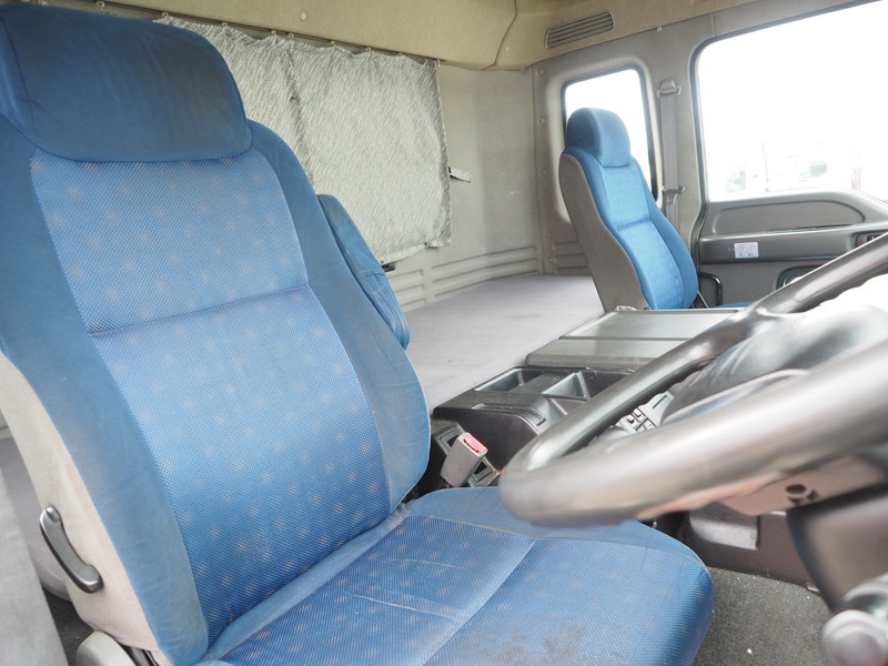 いすゞ ギガ ウイング車 大型 PKG-CYJ77W8 年式 H20[写真37]