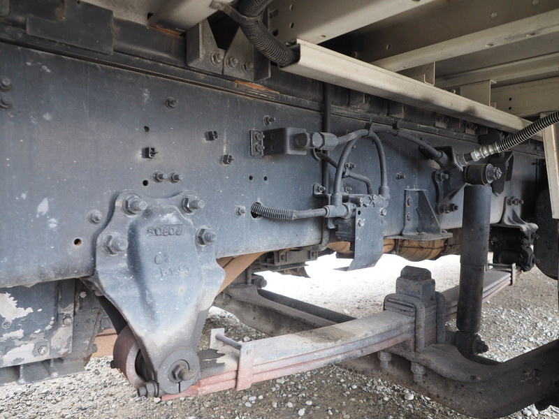 いすゞ ギガ ウイング車 大型 PKG-CYJ77W8 年式 H20[写真47]