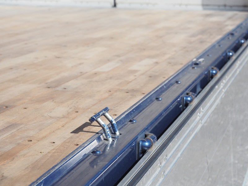 いすゞ フォワード ウイング車 中型 TKG-FRR90T2 年式 H26[写真25]