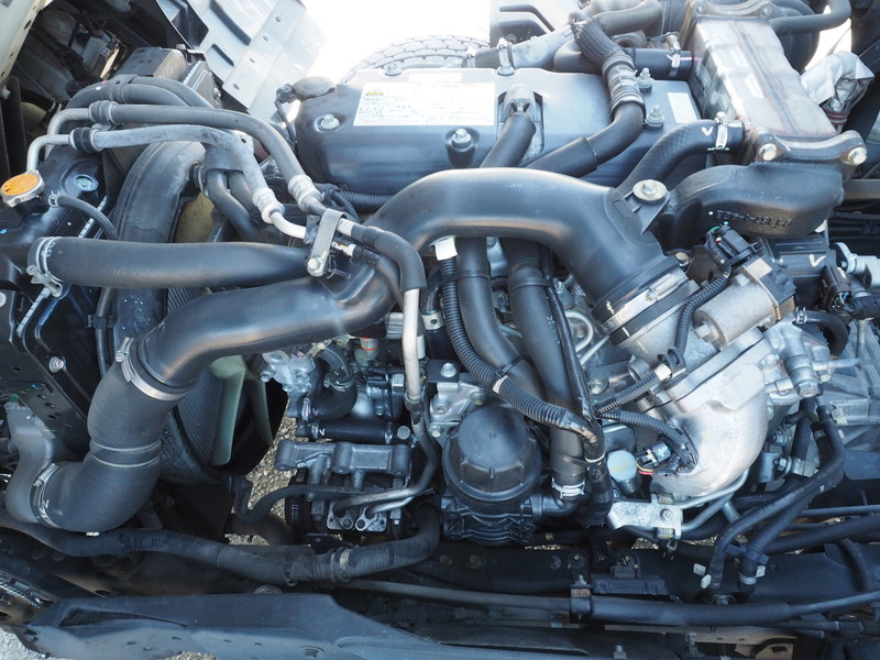 いすゞ フォワード ウイング車 中型 TKG-FRR90T2 年式 H26[写真47]