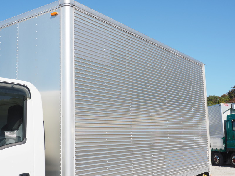 いすゞ エルフ バン車 小型 BDG-NPR85AN 年式 H19[写真13]