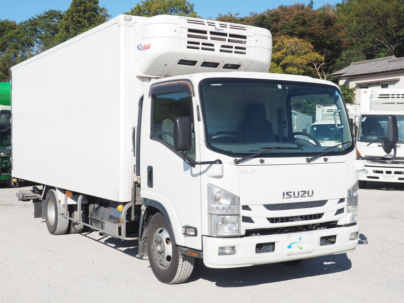 いすゞ エルフ 冷凍バン 小型 TRG-NPR85AN 年式 H28[写真04]