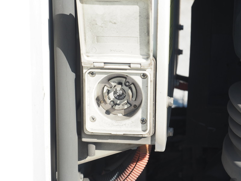 いすゞ エルフ 冷凍バン 小型 TRG-NPR85AN 年式 H28[写真12]