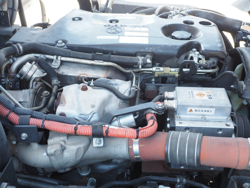 いすゞ エルフ 冷凍バン 小型 TRG-NPR85AN 年式 H28[写真48]