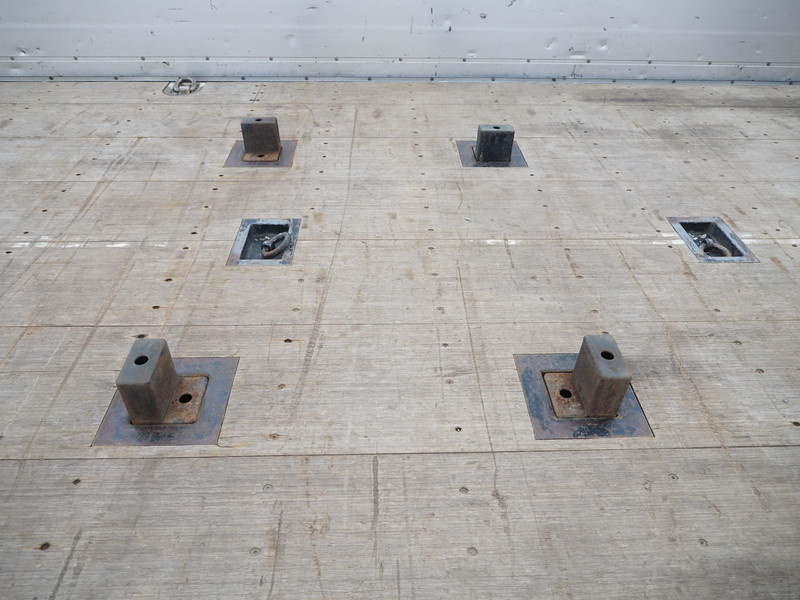 いすゞ ギガ 平ボディ 大型 QKG-CYJ77B 年式 H29[写真21]