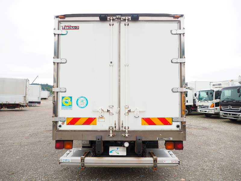 いすゞ フォワード 冷凍バン 中型 TKG-FRR90T2 年式 H25[写真07]