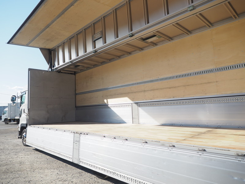 いすゞ ギガ ウイング車 大型 2PG-CYJ77C 年式 H30[写真22]