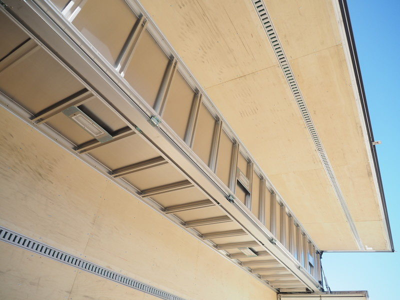 いすゞ ギガ ウイング車 大型 2PG-CYJ77C 年式 H30[写真24]