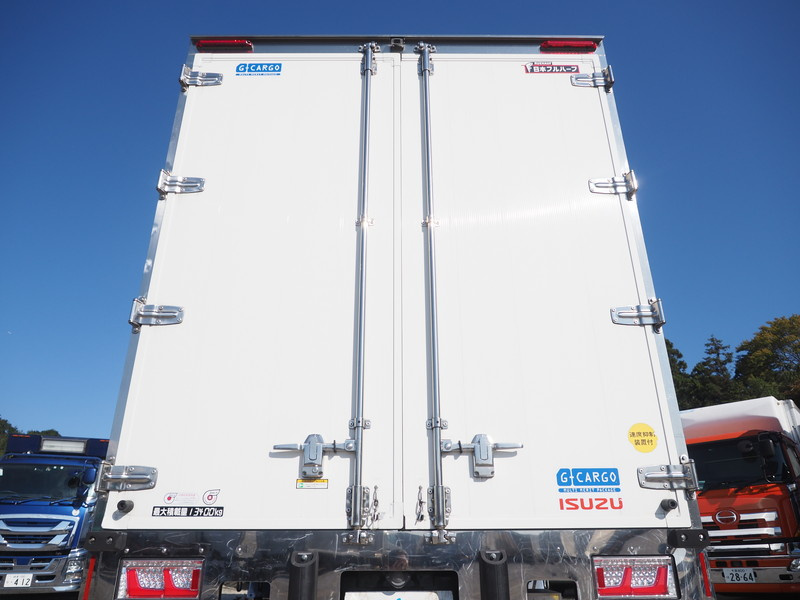 いすゞ ギガ ウイング車 大型 2PG-CYJ77C 年式 H30[写真10]