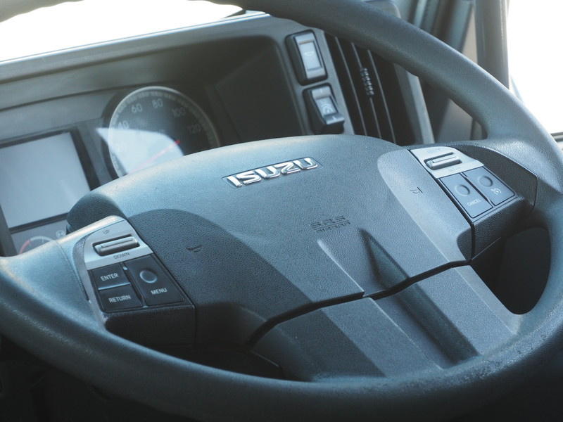 いすゞ ギガ ウイング車 大型 2PG-CYJ77C 年式 H30[写真44]