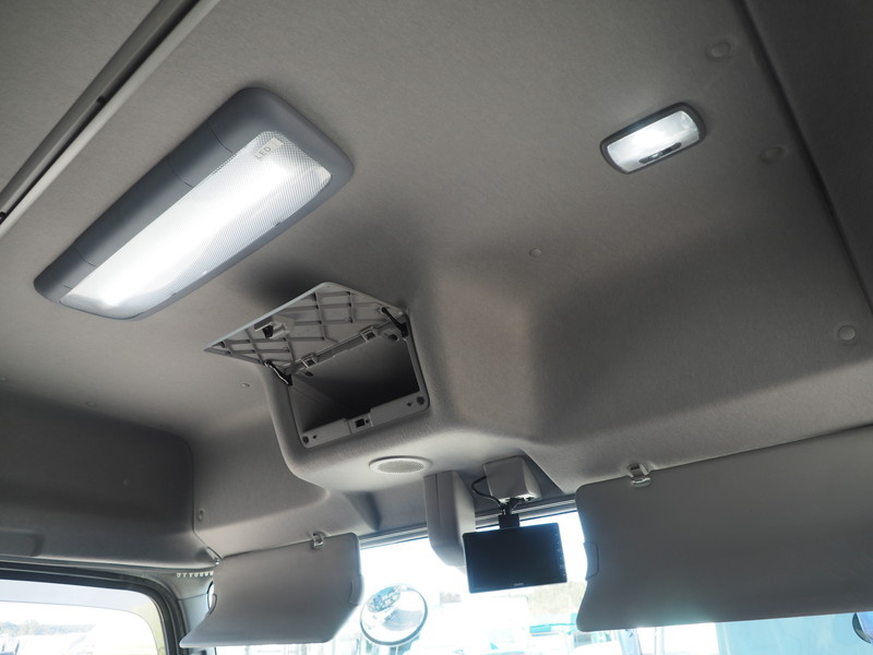 いすゞ ギガ ウイング車 大型 2PG-CYJ77C 年式 H30[写真47]