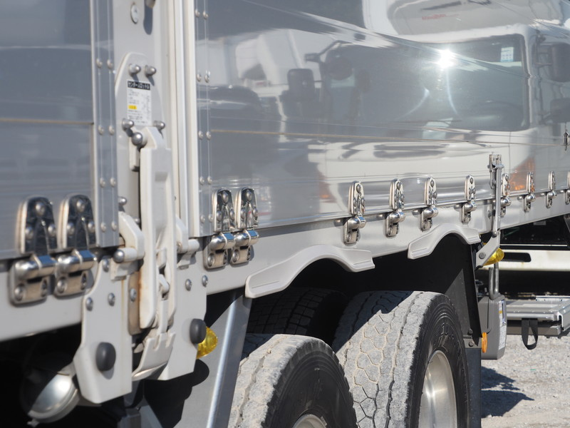 いすゞ ギガ ウイング車 大型 2PG-CYJ77C 年式 H30[写真11]