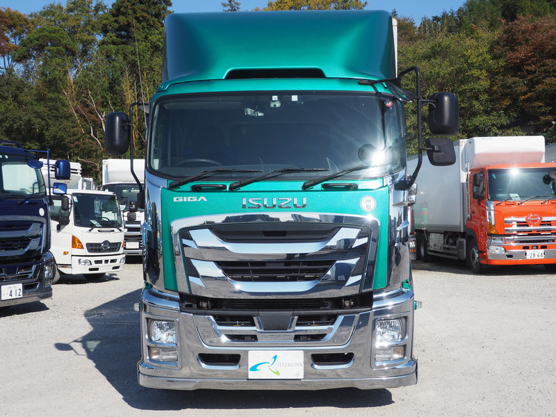 いすゞ ギガ ウイング車 大型 QKG-CYJ77B 年式 H28[写真03]