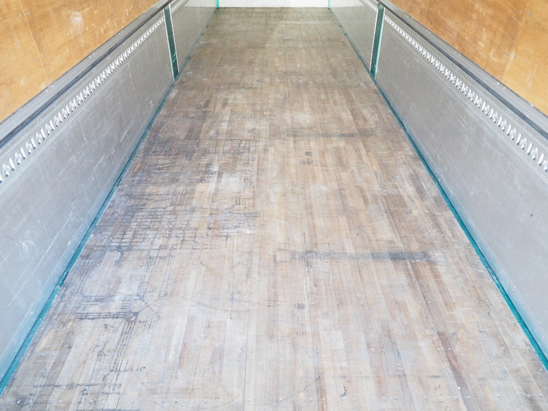 いすゞ ギガ ウイング車 大型 QKG-CYJ77B 年式 H28[写真26]