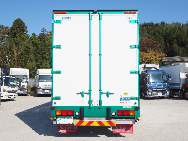 いすゞ ギガ ウイング車 大型 QKG-CYJ77B 年式 H28[写真06]