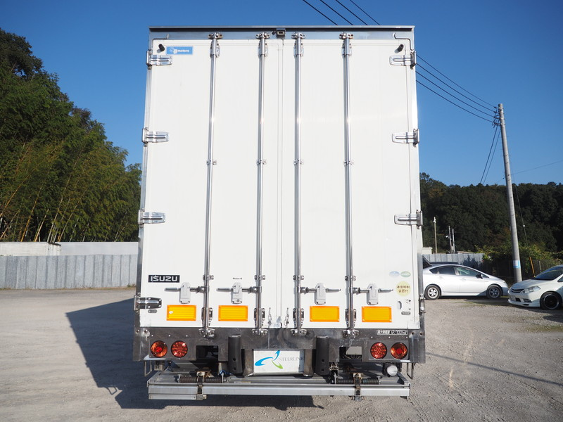 いすゞ ギガ ウイング車 大型 PKG-CYJ77W8 年式 H20[写真06]