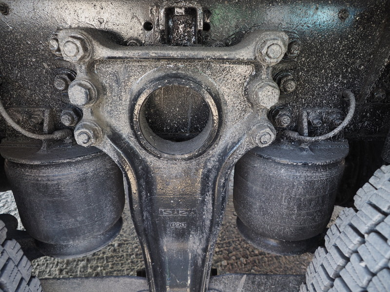 いすゞ ギガ ウイング車 大型 PDG-CYJ77W8 年式 H20[写真42]