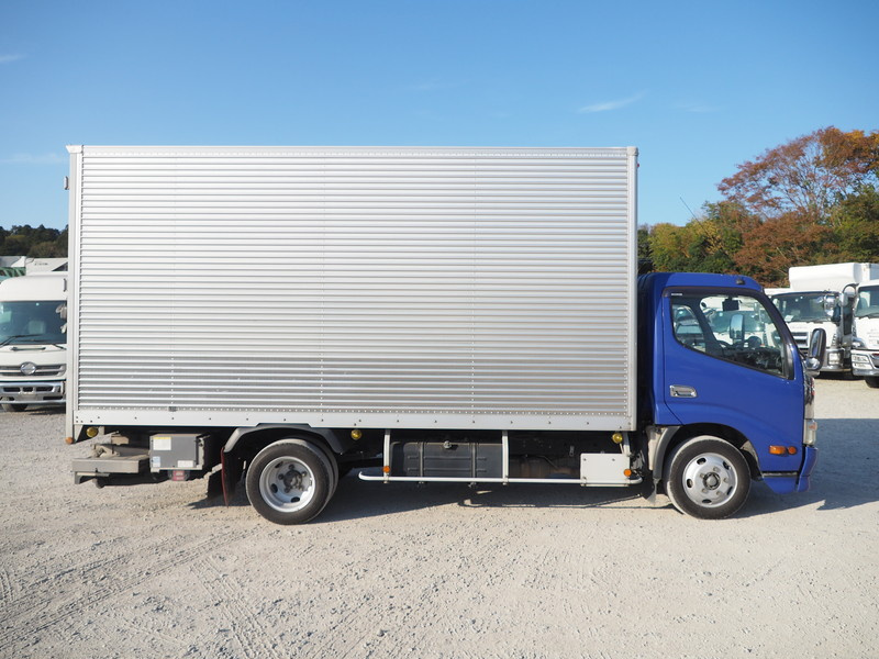 日野 デュトロ バン車 小型 TKG-XZU655M 年式 H28[写真08]