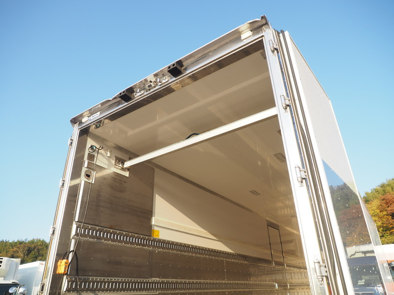 日野 グランドプロフィア 冷凍バン 大型 QKG-FW1EXBJ 年式 H26[写真20]