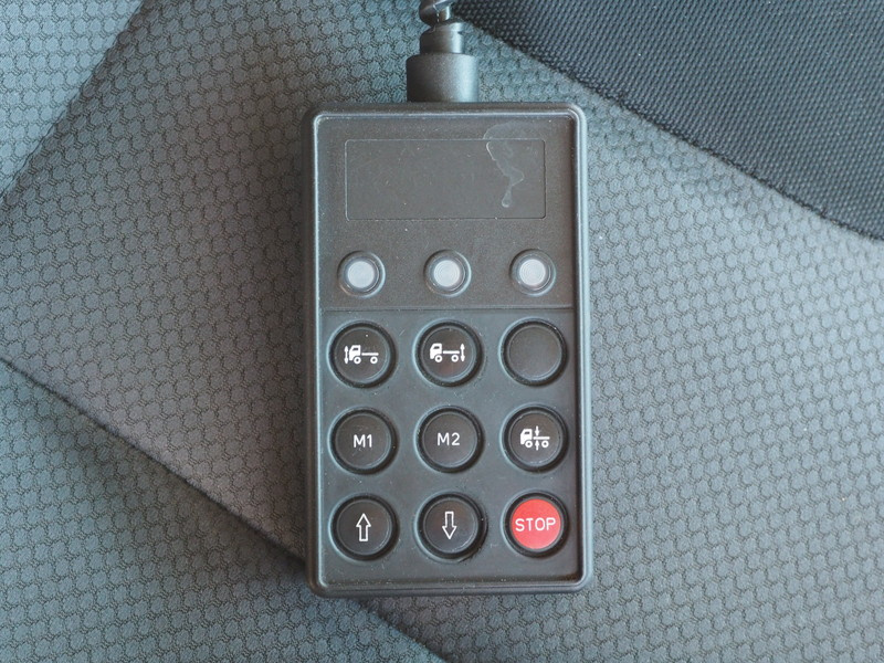 日野 グランドプロフィア 冷凍バン 大型 QKG-FW1EXBJ 年式 H26[写真30]