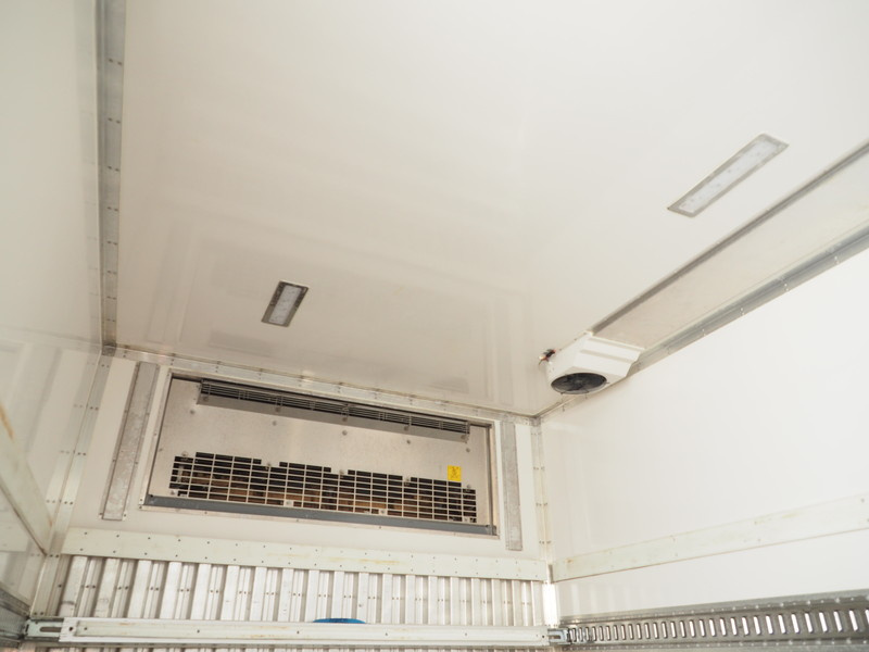 日野 グランドプロフィア 冷凍バン 大型 QKG-FW1EXBJ 年式 H26[写真19]