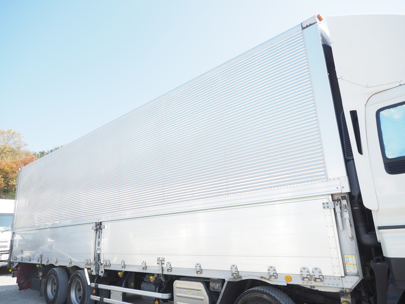 いすゞ ギガ ウイング車 大型 QKG-CYJ77A 年式 H26[写真08]