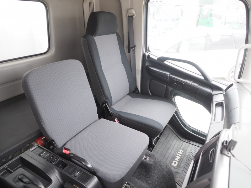 日野 レンジャー ウイング車 中型 TKG-FD9JLAG 年式 H27[写真37]