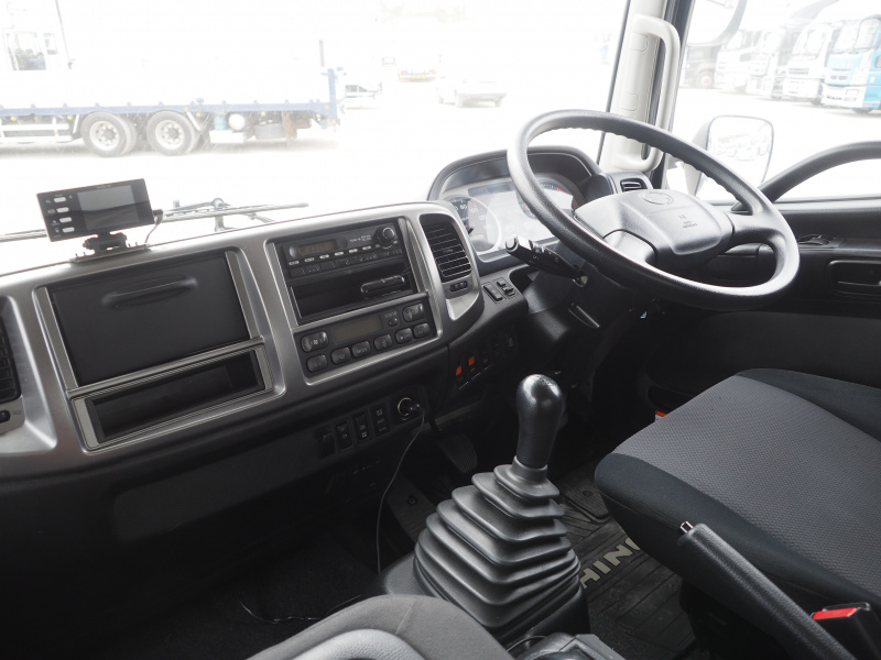 日野 レンジャー ウイング車 中型 TKG-FD9JLAG 年式 H27[写真36]