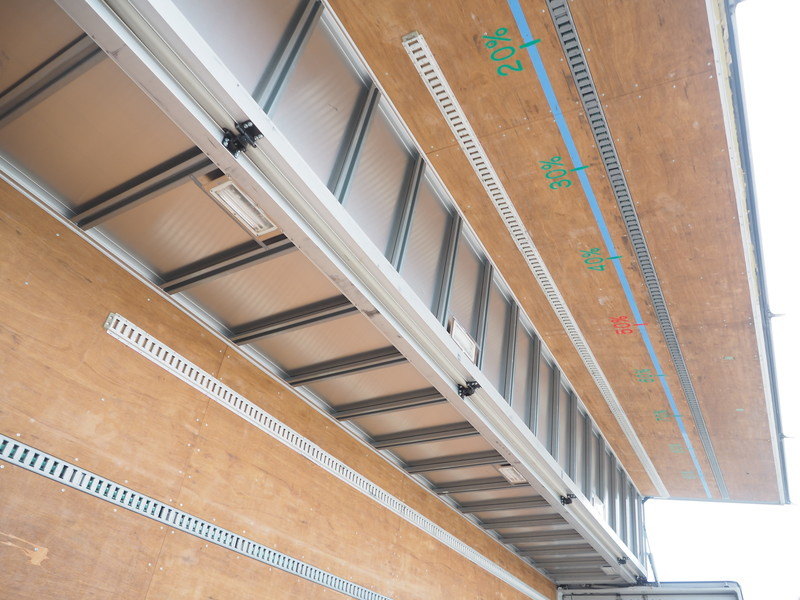 日野 グランドプロフィア ウイング車 大型 BDG-FW1EXYG 年式 H22[写真20]