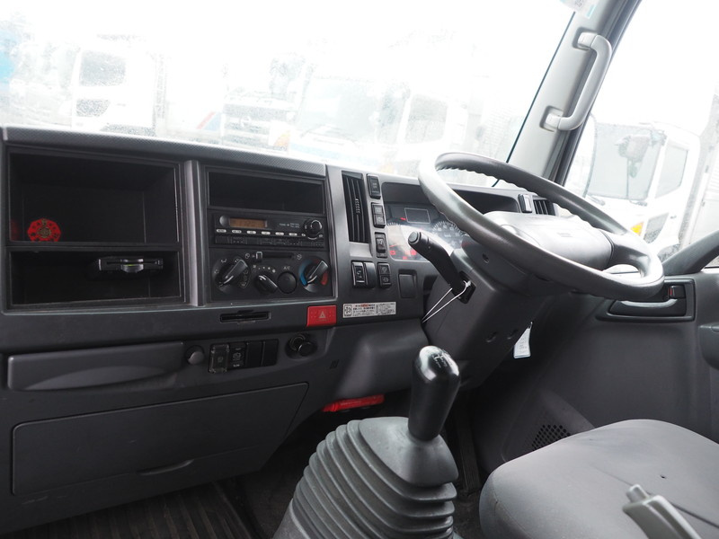 いすゞ エルフ ウイング車 小型 BKG-NPR85AN 年式 H23[写真32]