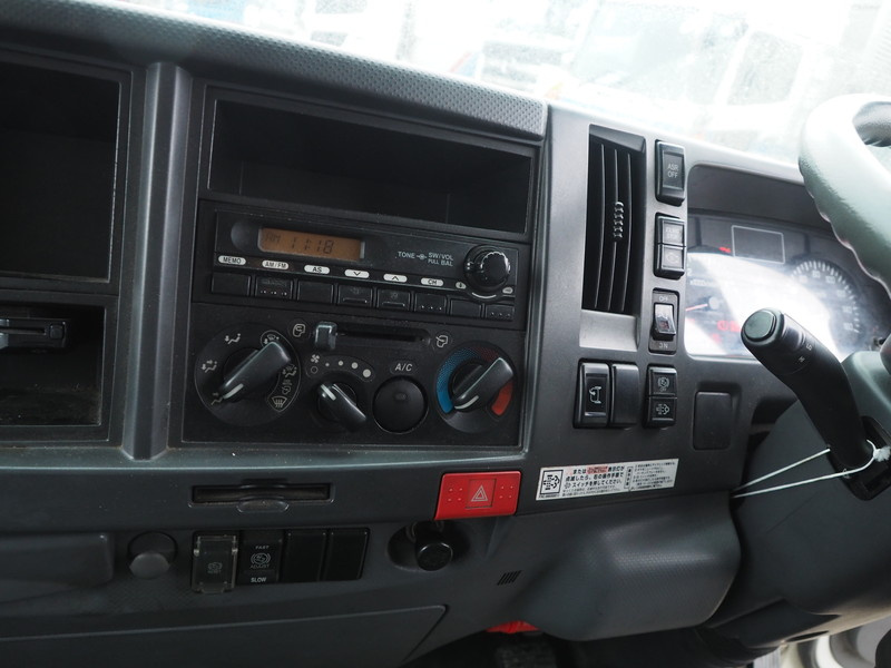 いすゞ エルフ ウイング車 小型 BKG-NPR85AN 年式 H23[写真35]