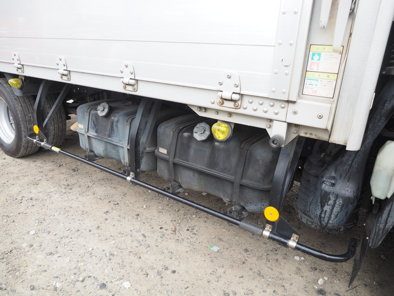 いすゞ エルフ ウイング車 小型 BKG-NPR85AN 年式 H23[写真09]