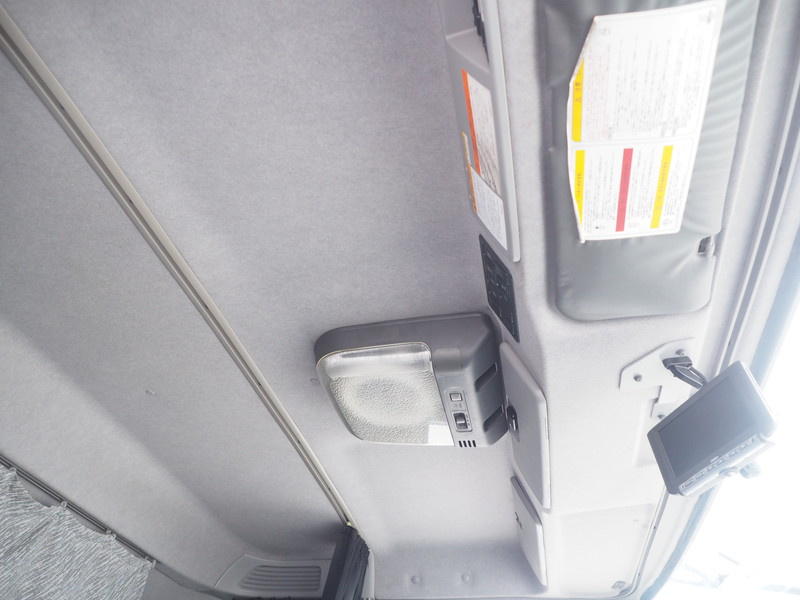 いすゞ ギガ ウイング車 大型 QKG-CYJ77A 年式 H26[写真39]