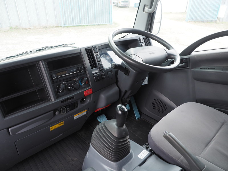 いすゞ エルフ バン車 小型 BKG-NPR85AN 年式 H22[写真26]