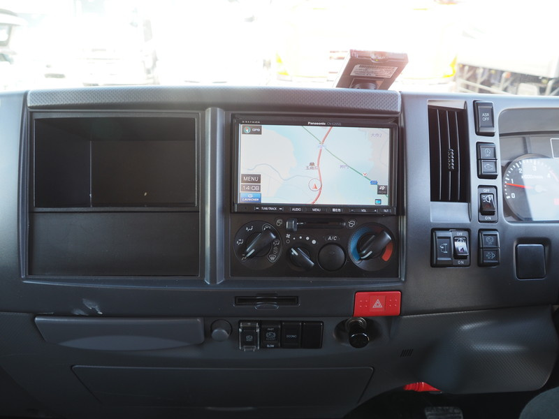 いすゞ エルフ バン車 小型 TRG-NPR85AN 年式 H29[写真24]