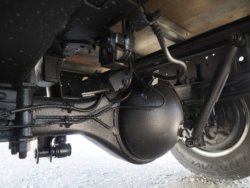 いすゞ エルフ バン車 小型 TRG-NPR85AN 年式 H29[写真36]