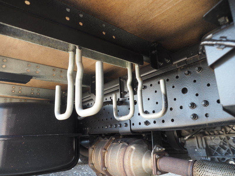 いすゞ エルフ バン車 小型 TRG-NPR85AN 年式 H29[写真35]