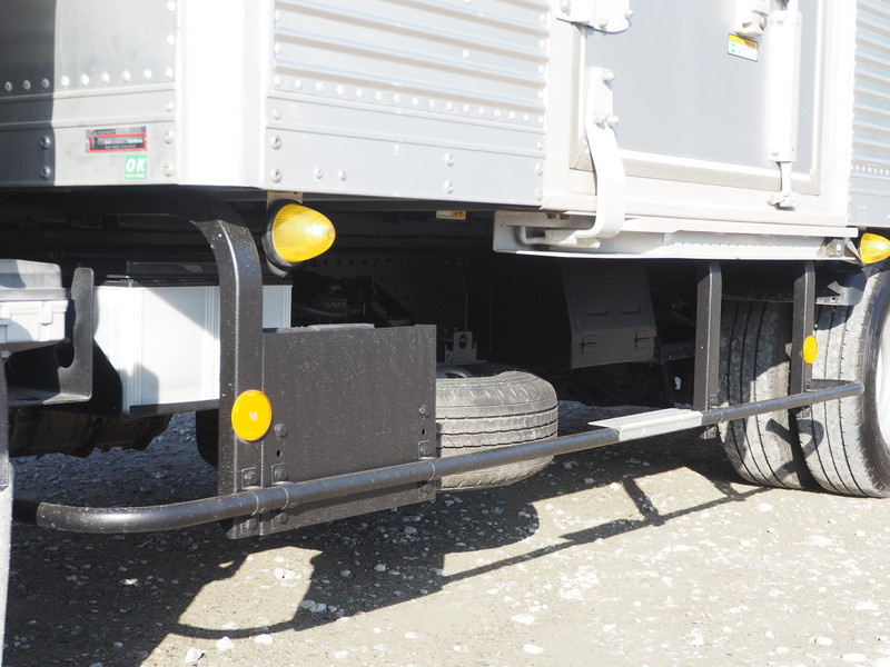 いすゞ エルフ バン車 小型 TRG-NPR85AN 年式 H29[写真12]