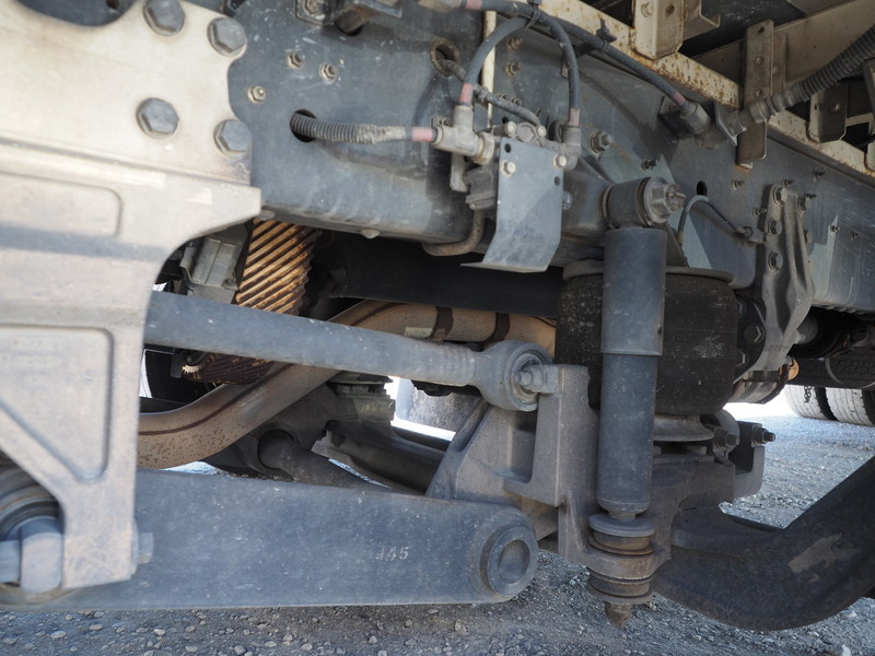 いすゞ ギガ ウイング車 大型 PDG-CYJ77W8A 年式 H21[写真45]