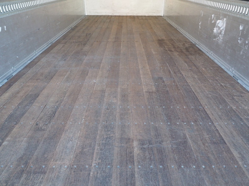 いすゞ フォワード ウイング車 中型 PKG-FRR90S2 年式 H22[写真25]