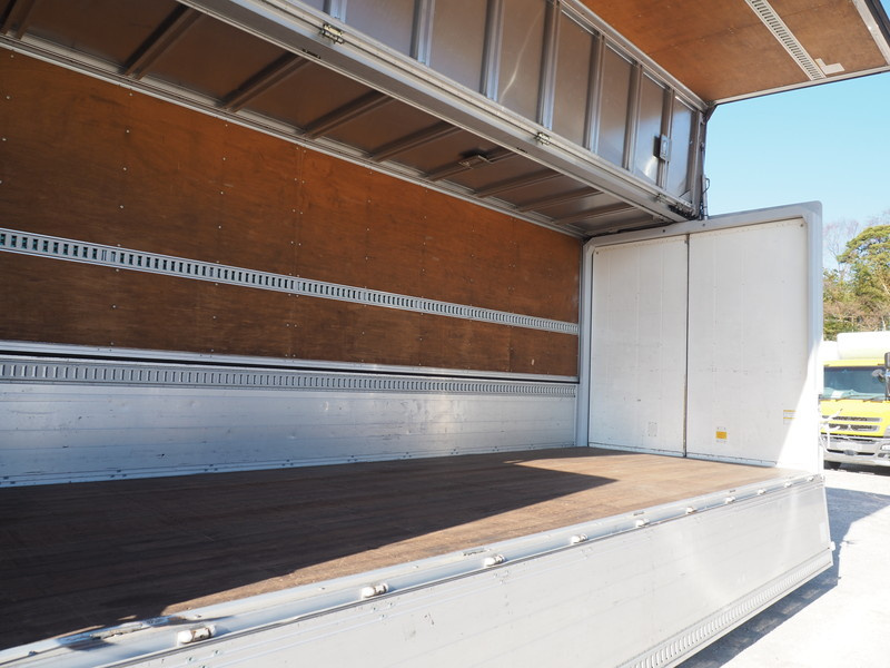 いすゞ フォワード ウイング車 中型 PKG-FRR90S2 年式 H22[写真20]