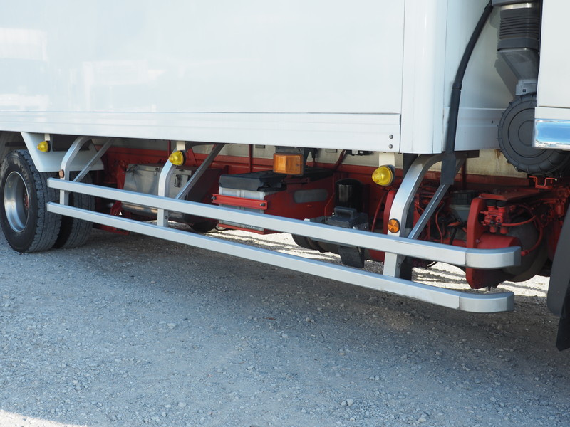 日野 レンジャー 冷凍バン 中型 TKG-FD7JLAG 年式 H27[写真11]