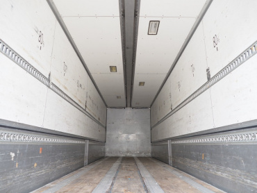 いすゞ ギガ ウイング車 大型 PKG-CYJ77W8 年式 H20 [写真27]