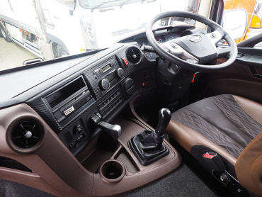 日野 プロフィア ウイング車 大型 2PG-FW1AHG 年式 H30 [写真38]