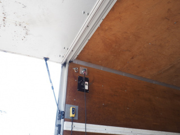 いすゞ エルフ バン車 小型 BDG-NPR85AN 年式 H19 [写真21]